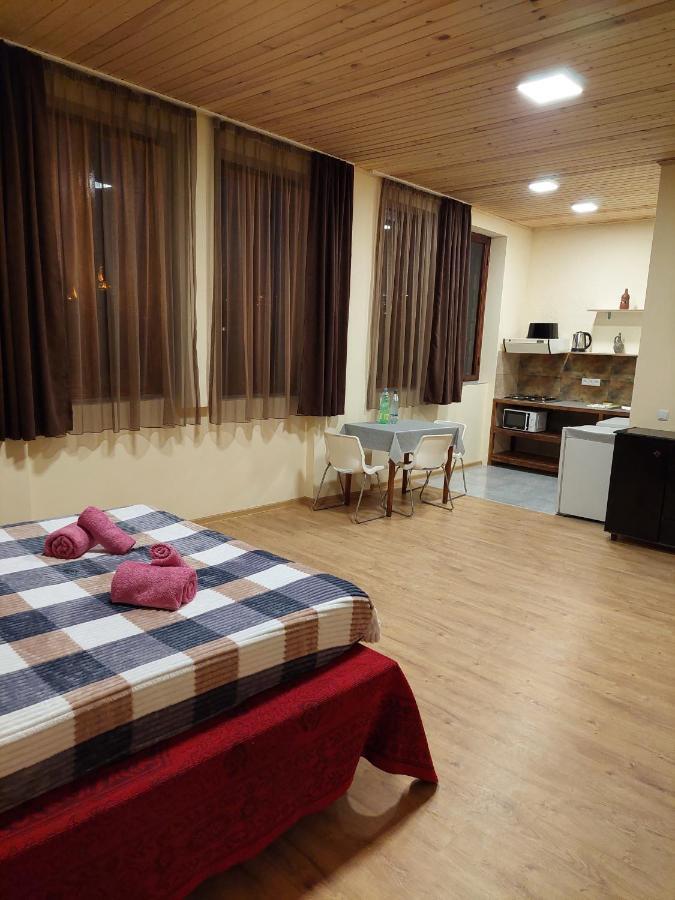 Guest House Gege Tbilisi Esterno foto