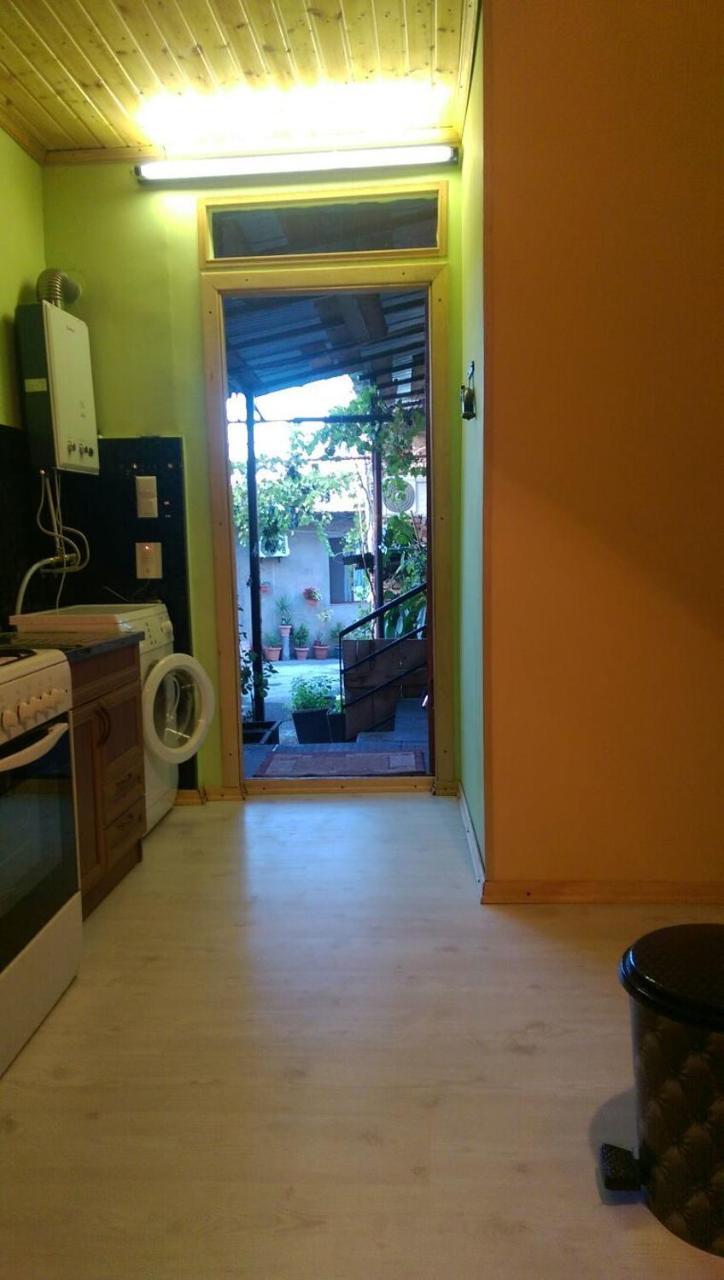 Guest House Gege Tbilisi Esterno foto