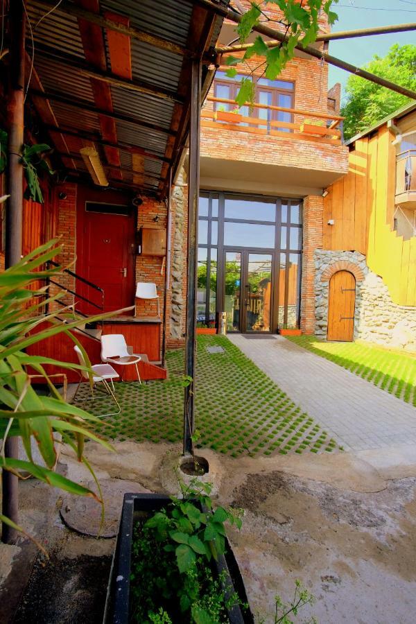 Guest House Gege Tbilisi Esterno foto